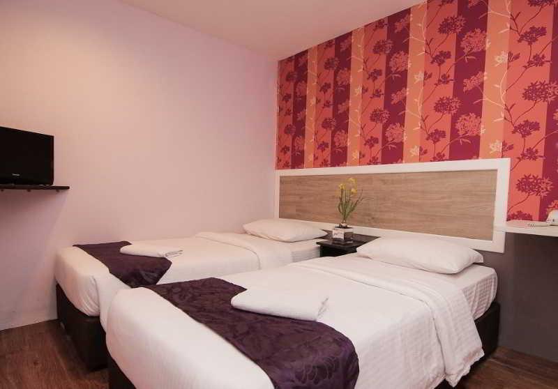 D'garden Hotel 2*